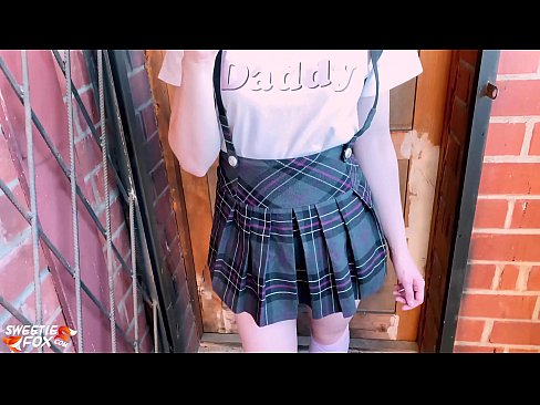 ❤️ Schoolgirl Sikini derinden Sucks ve sınıflar yerine sikikleri. ❤ Ev yapımı porno bizde ﹏