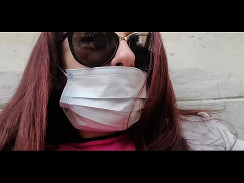 ❤️ Nicoletta komşusundan intikam alıyor ve garajına işiyor (Özel Covid19 İtalya Karantinası) ❤ Ev yapımı porno bizde ﹏