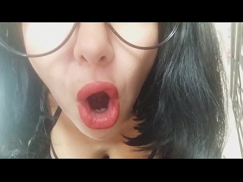 ❤️ Tatlım, üvey annen bugün okula gitmene izin vermiyor... Sana çok ihtiyacım var... ❤ Ev yapımı porno bizde ﹏